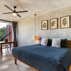 https://uliv-apartments-tulum.allrivieramayahotels.com
